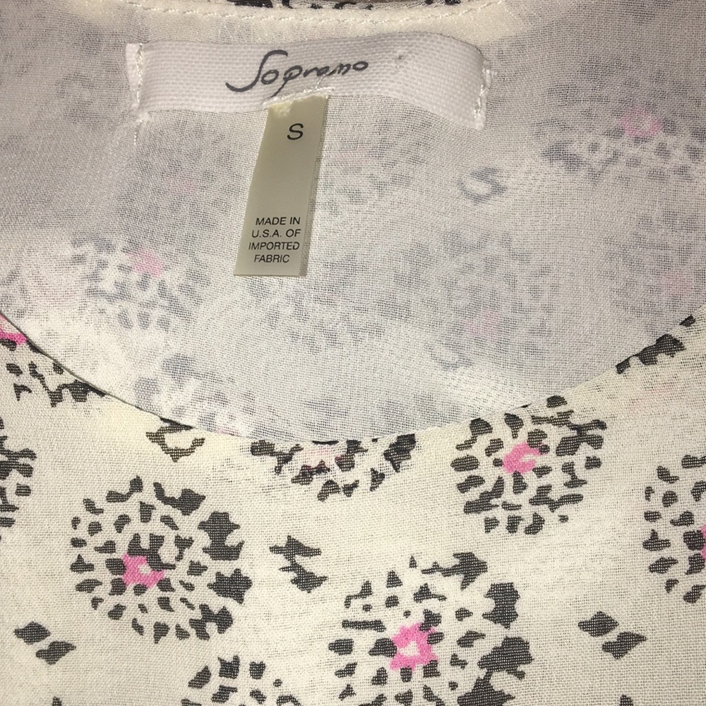 Flow-y patterned tank - Picture 3 of 3